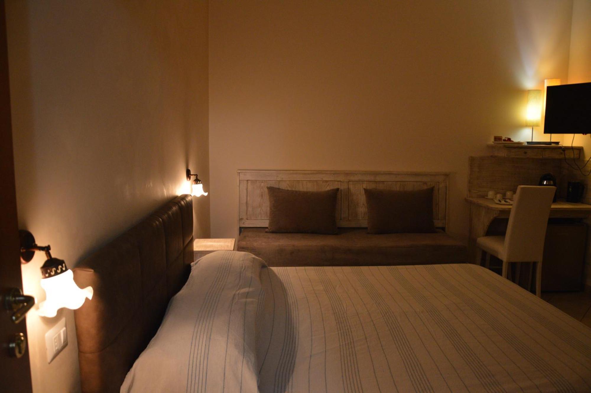 B&B E Casa Vacanza Al Castello Roccella Ionica Eksteriør bilde