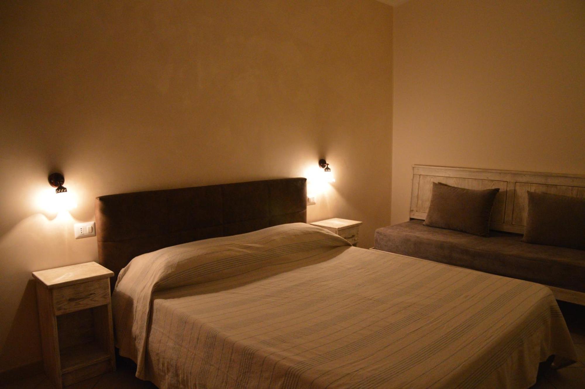 B&B E Casa Vacanza Al Castello Roccella Ionica Eksteriør bilde