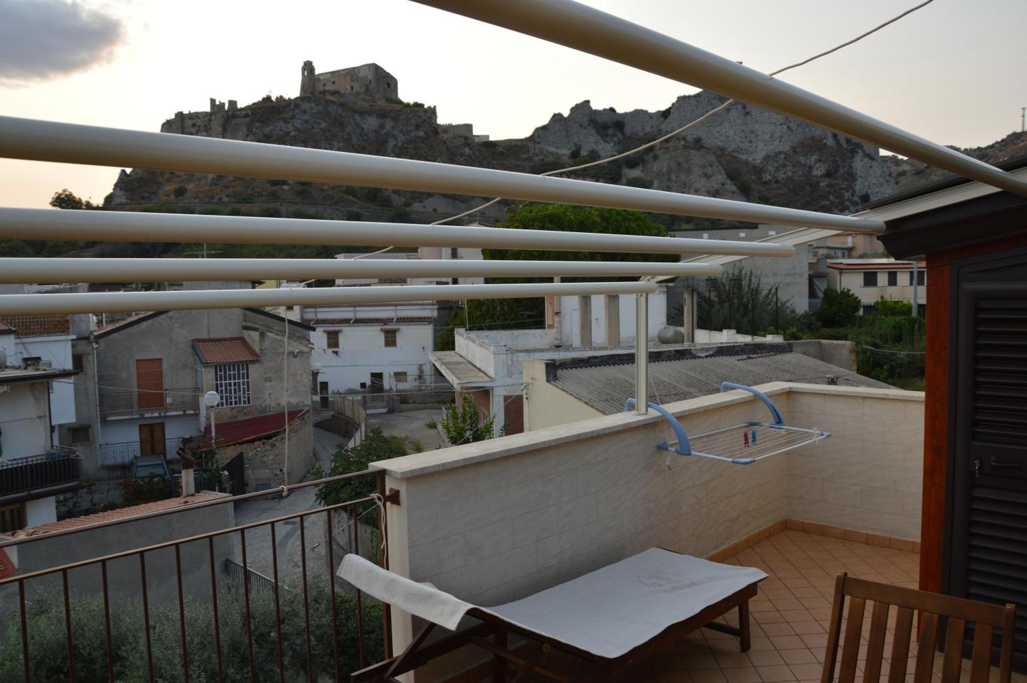 B&B E Casa Vacanza Al Castello Roccella Ionica Eksteriør bilde
