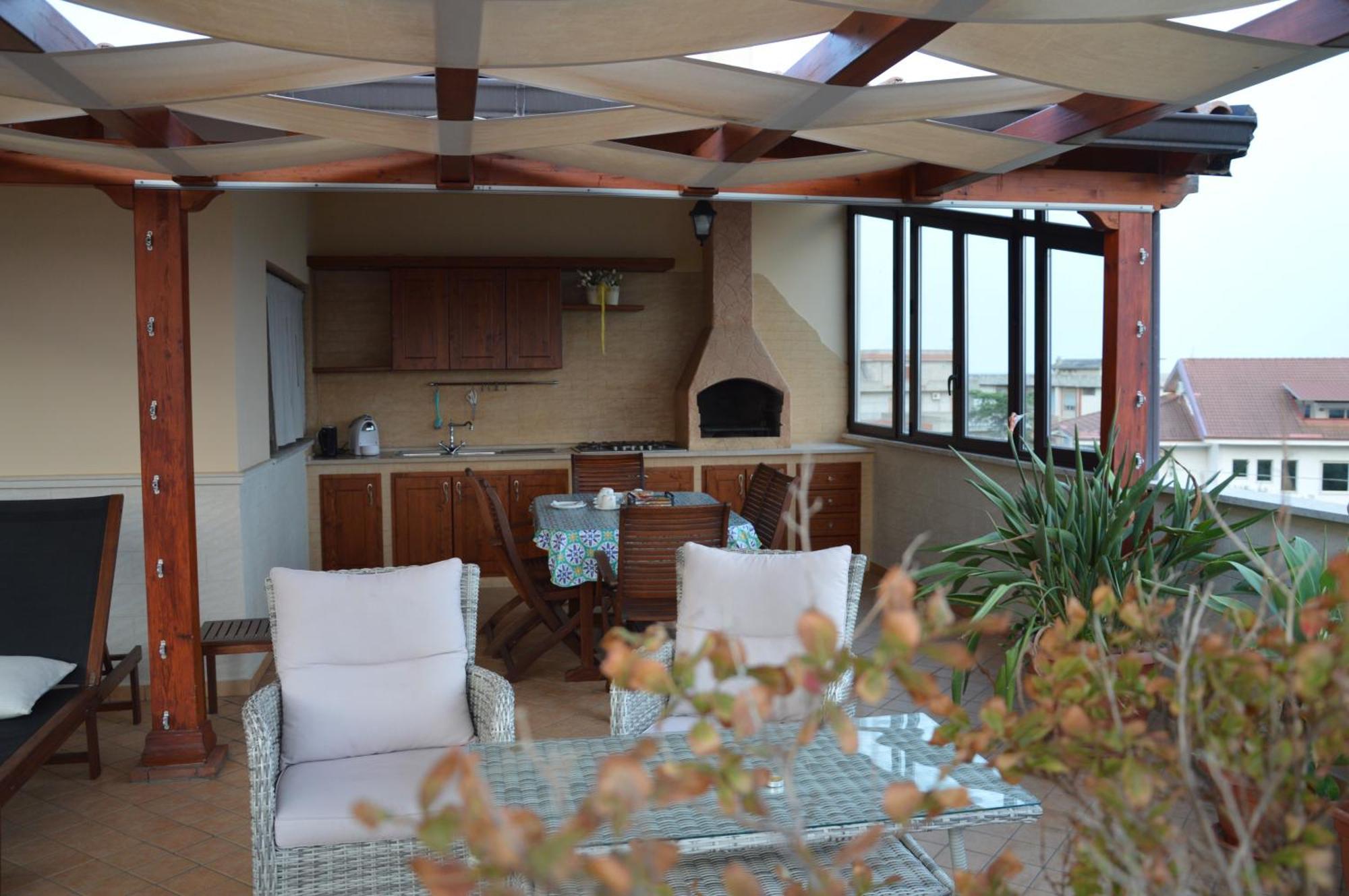 B&B E Casa Vacanza Al Castello Roccella Ionica Eksteriør bilde